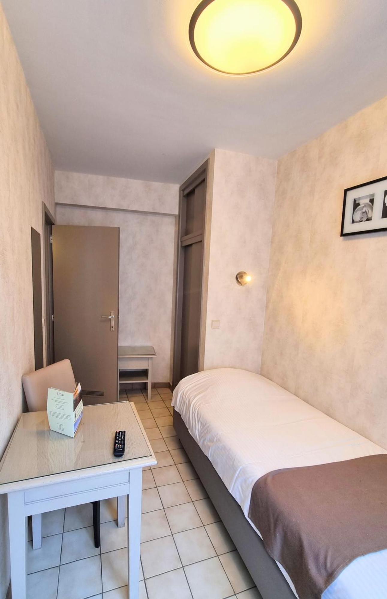 Hotel De Golf Bredene Luaran gambar