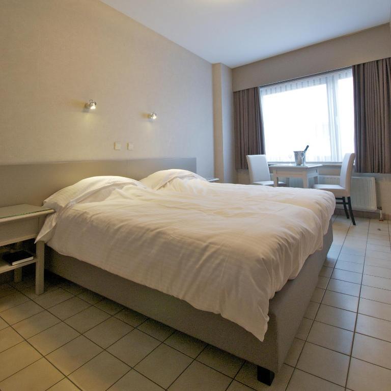 Hotel De Golf Bredene Luaran gambar