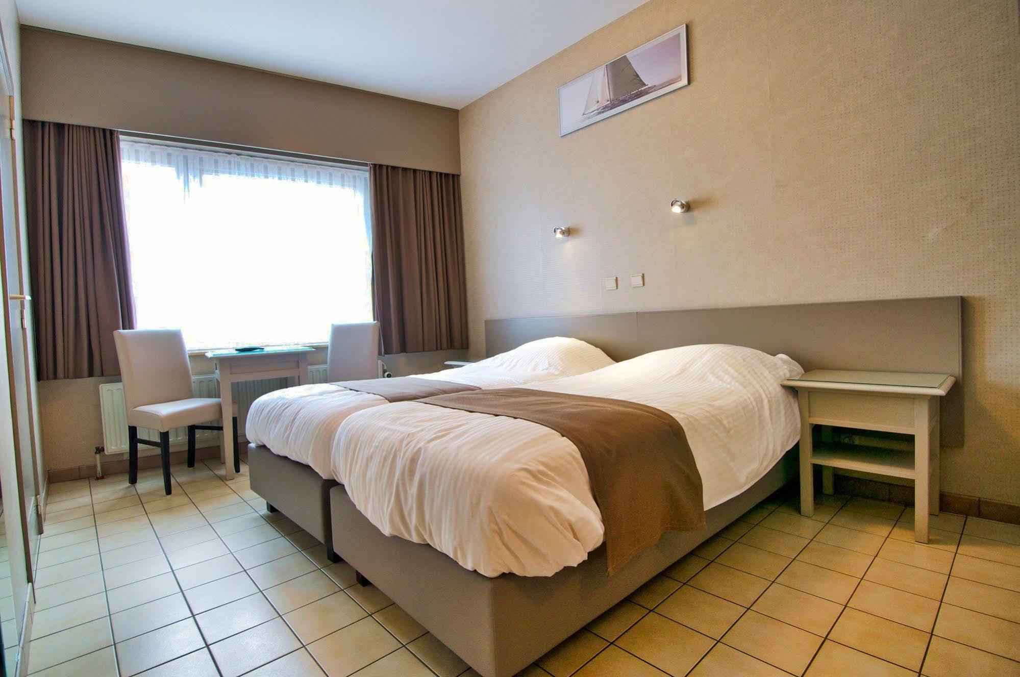 Hotel De Golf Bredene Luaran gambar