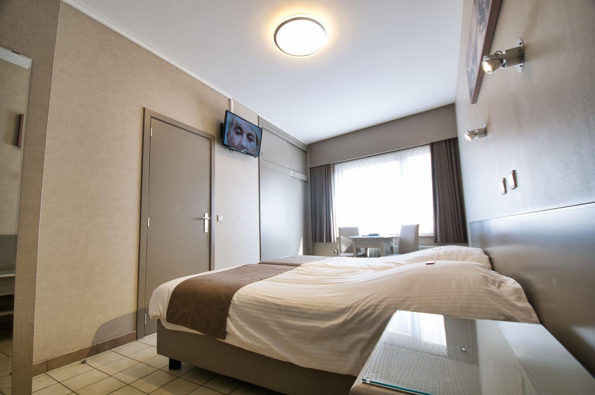 Hotel De Golf Bredene Luaran gambar